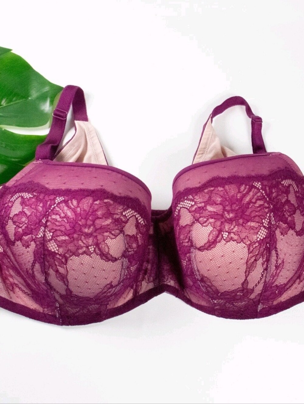 Torrid Dot Lace Bra Size 46DDD Purple Lace Underwire Full Coverage Sexy